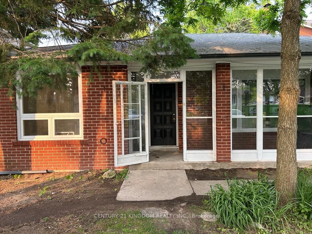 Additional image 2 of Main-35 Homestead Road, Toronto, ON, M1E 3R8