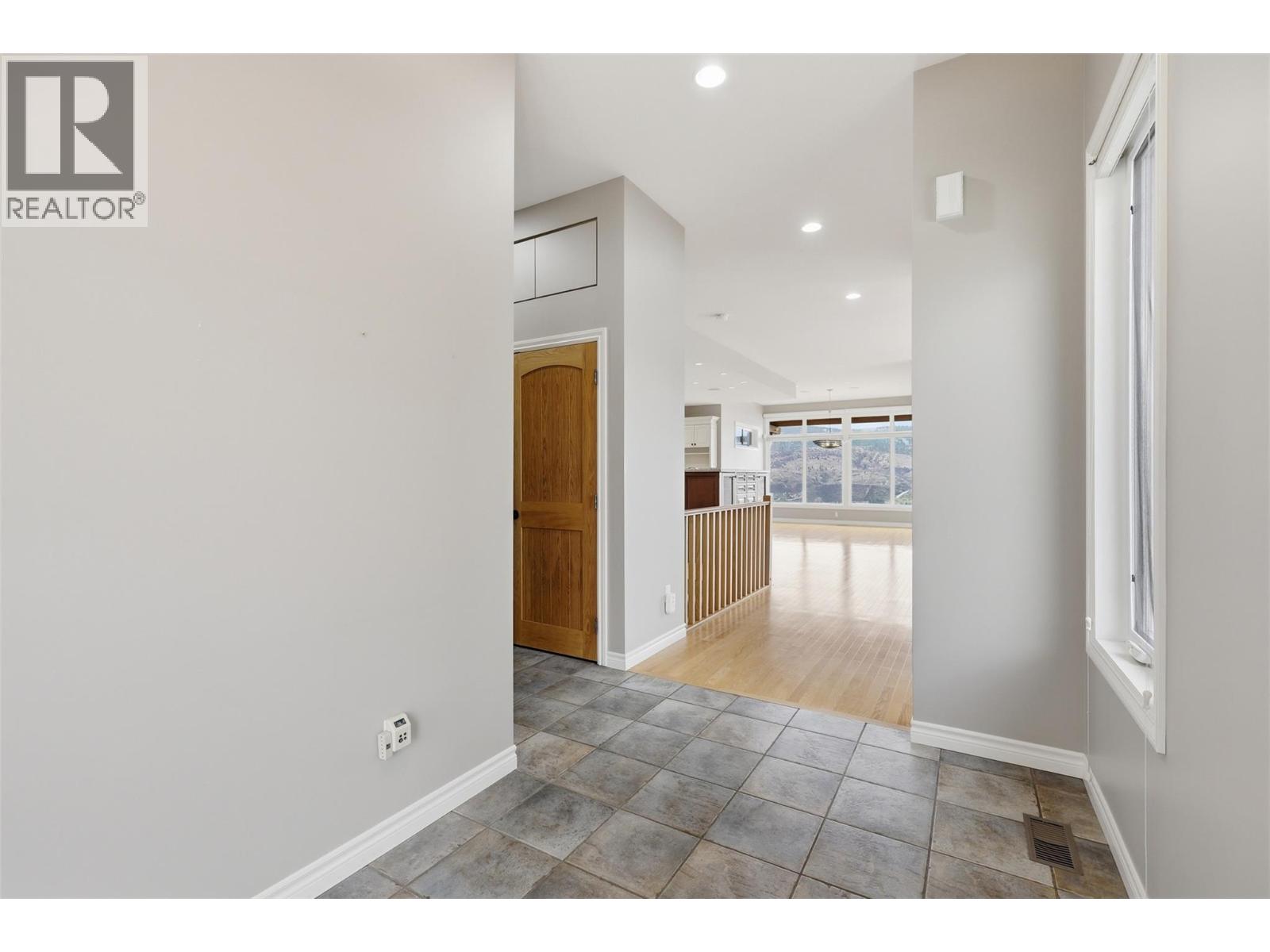 Additional image 5 of 1589 Golf Ridge Drive, Kamloops, BC, V2H0A5