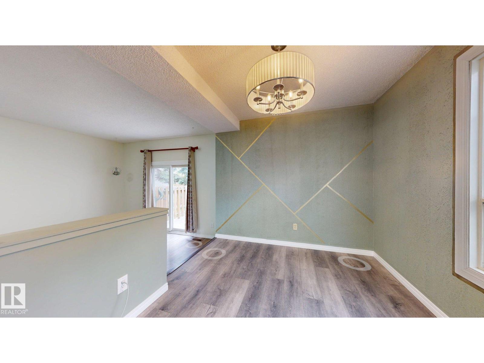45-4403 Riverbend Road NW, Edmonton, AB, T6H5S9