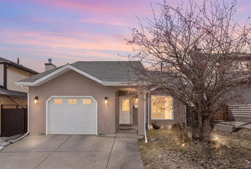 8 Hawkfield Crescent NW, Calgary, AB, T3G 1Z5