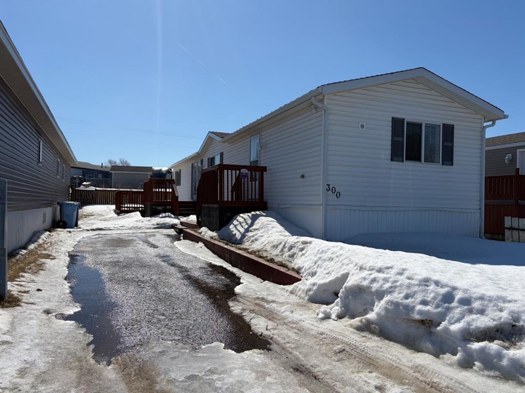 300 Grandview Crescent, Fort Mcmurray, AB, T9H 4Y1