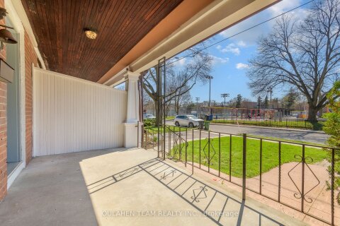 Additional image 8 of 127 Rumsey Road, Toronto, ON, M4G 1P3
