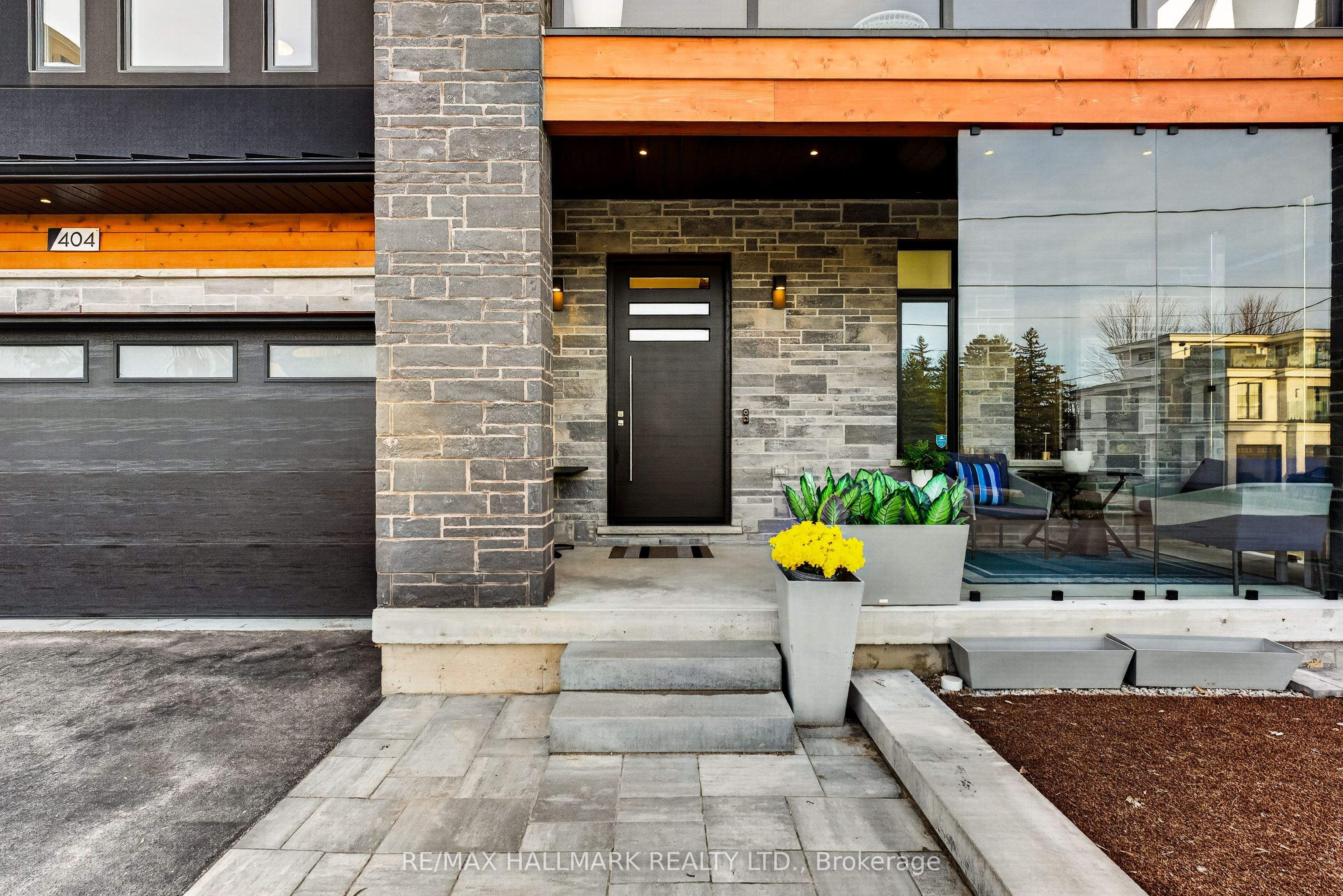 Additional image 3 of 404 Cox Mill Road, Barrie, ON, L4N 3W9