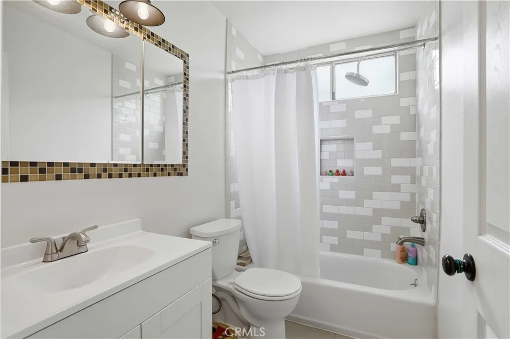 Additional image 43 of 30046 Abelia Rd, Canyon Country, CA 91387