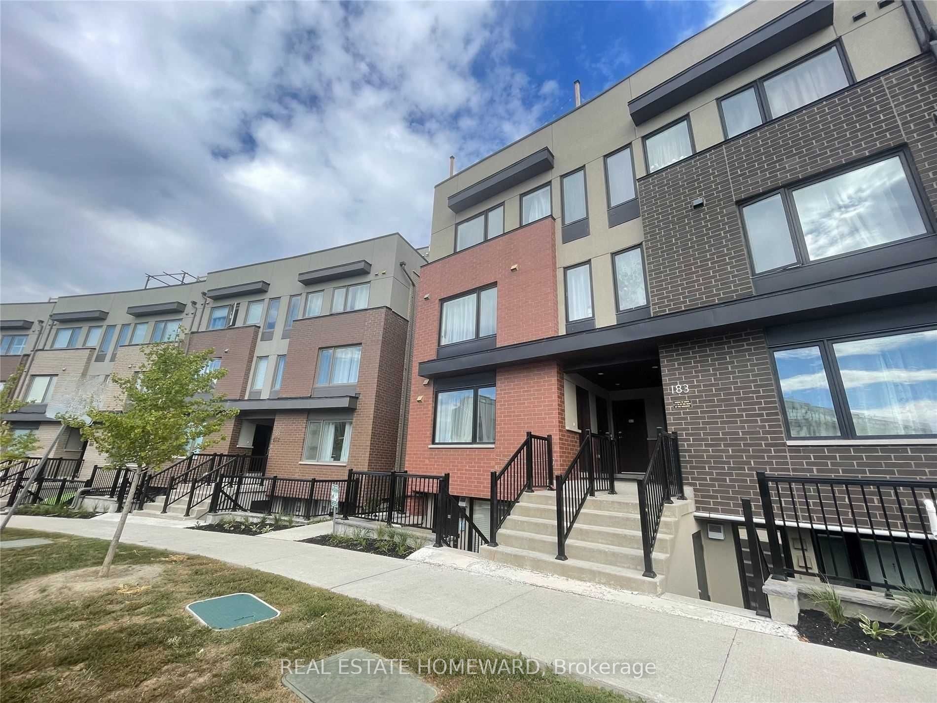 2-183 William Duncan Road, Toronto, ON, M3K 0B5