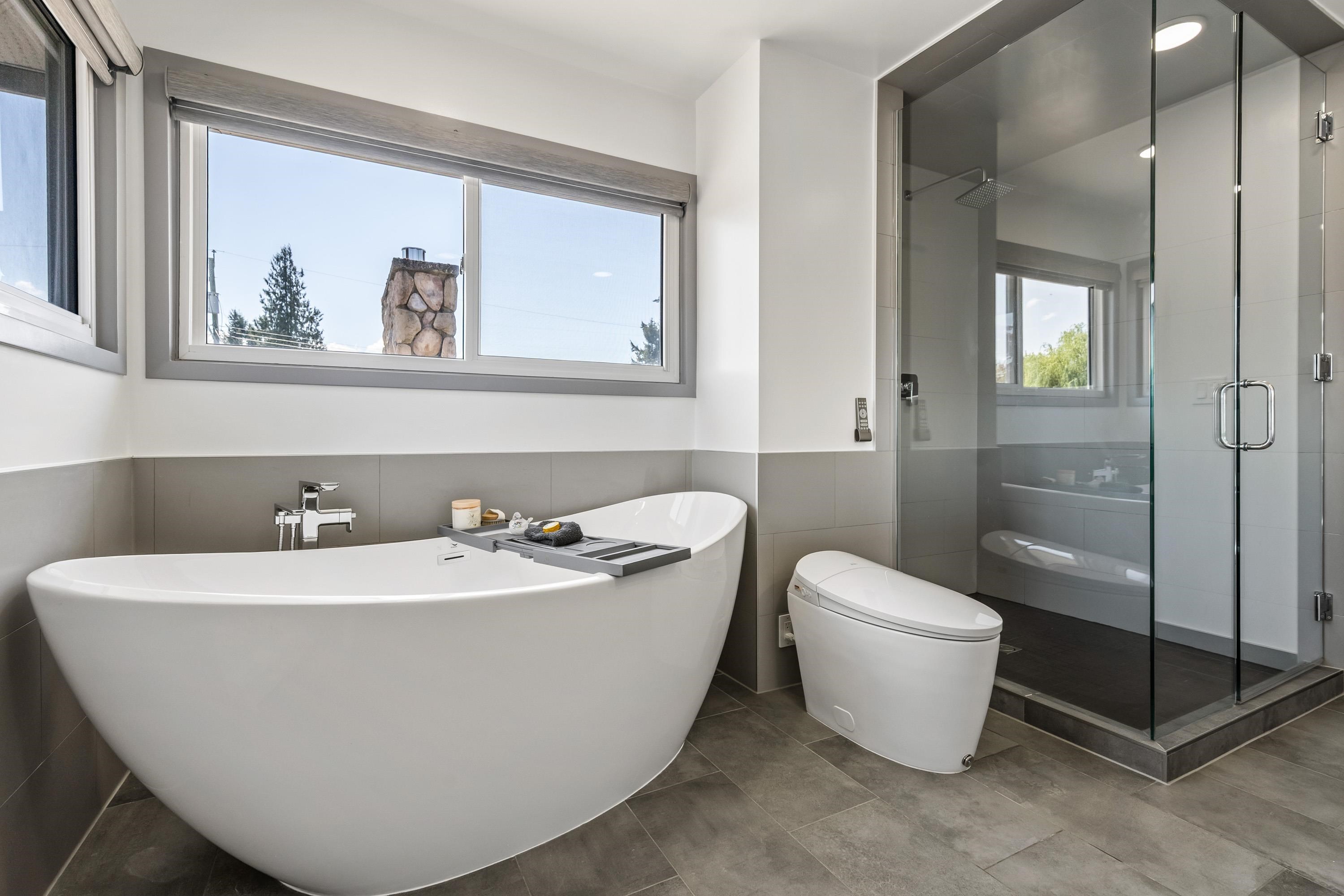 Additional image 3 of 46237 Strathcona Road, Chilliwack, BC, V2P 3T1