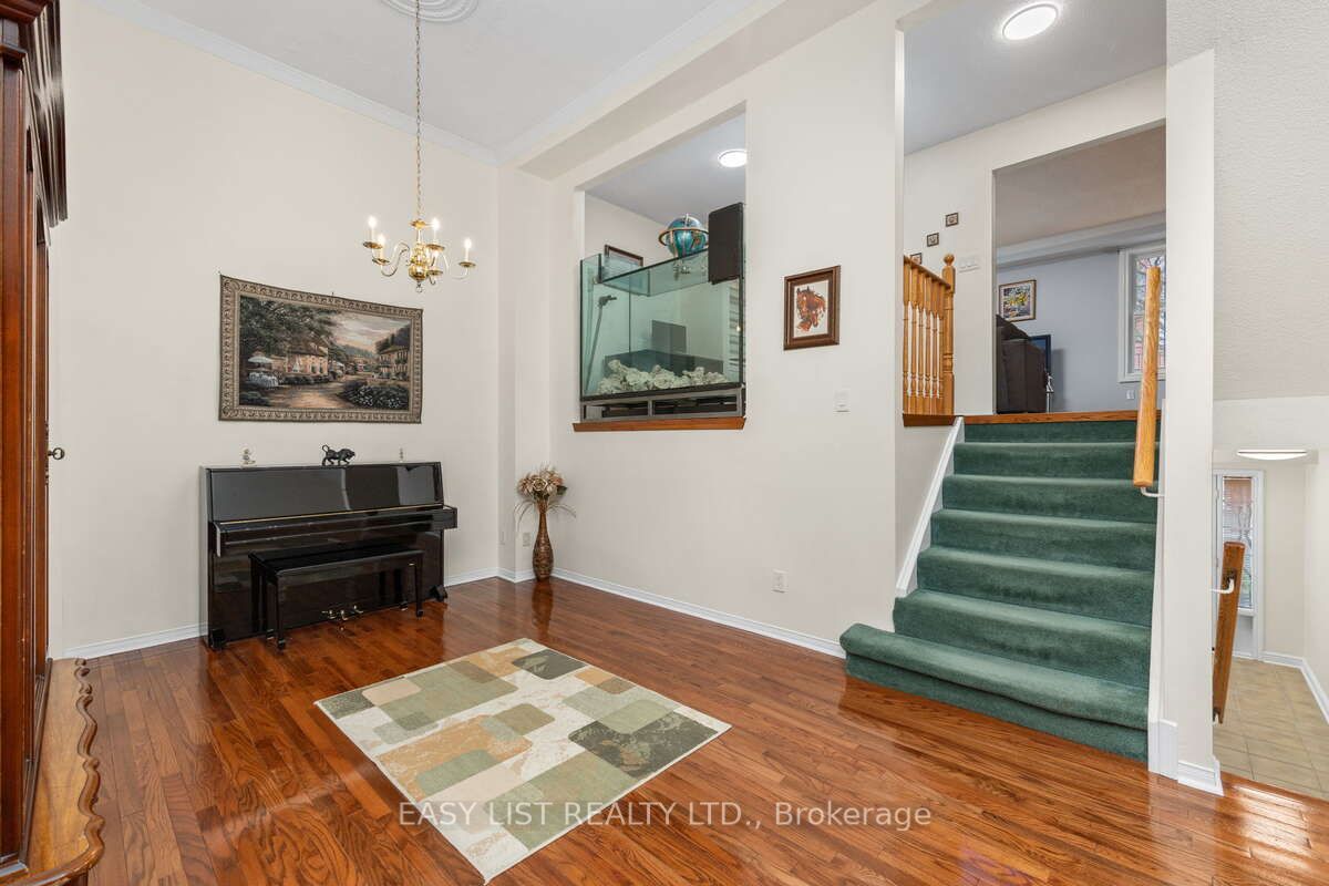 Additional image 4 of 57-57 Stornwood Court, Brampton, ON, L6W 4J1