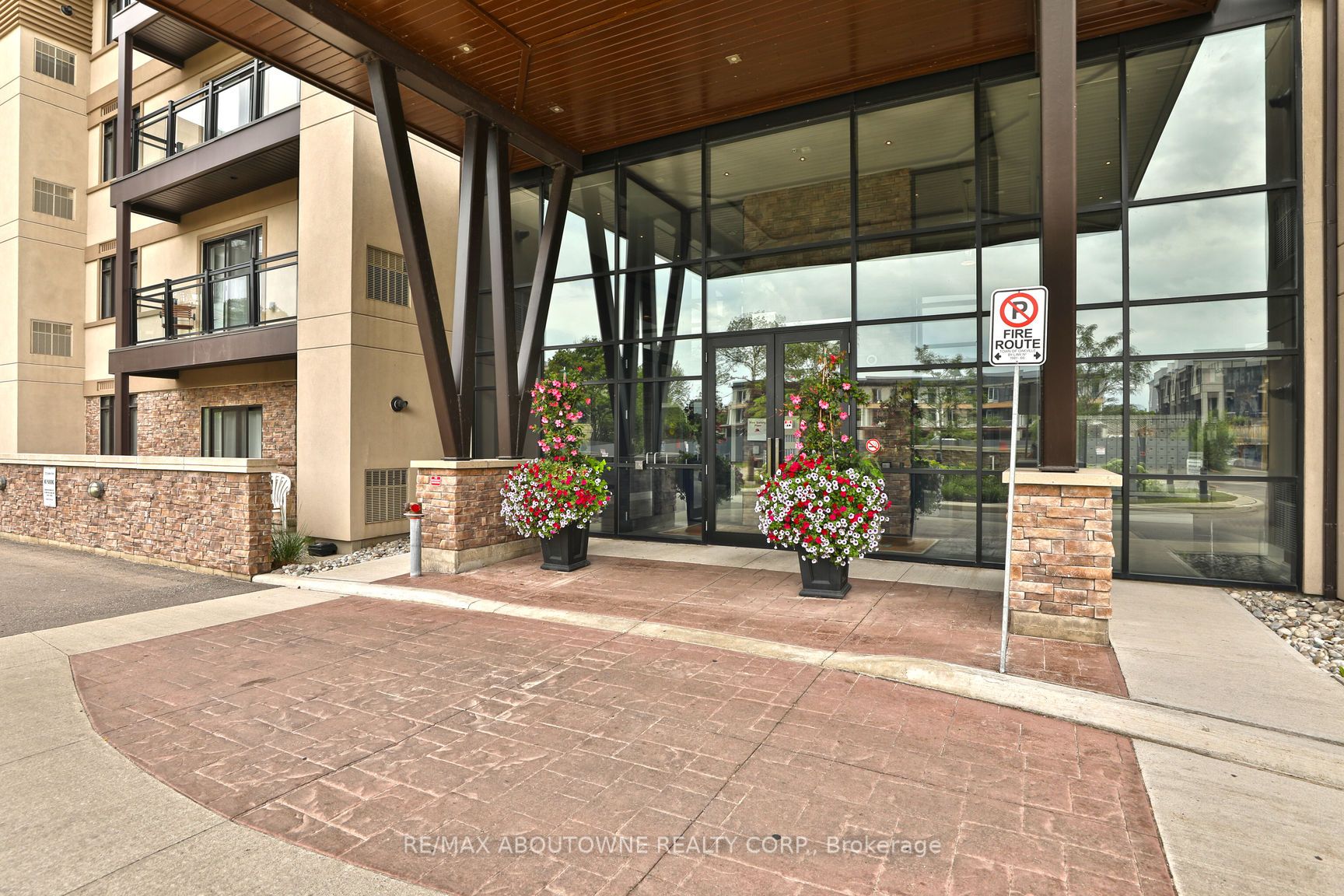 Additional image 4 of 103-128 Garden Drive, Oakville, ON, L6K 0H7