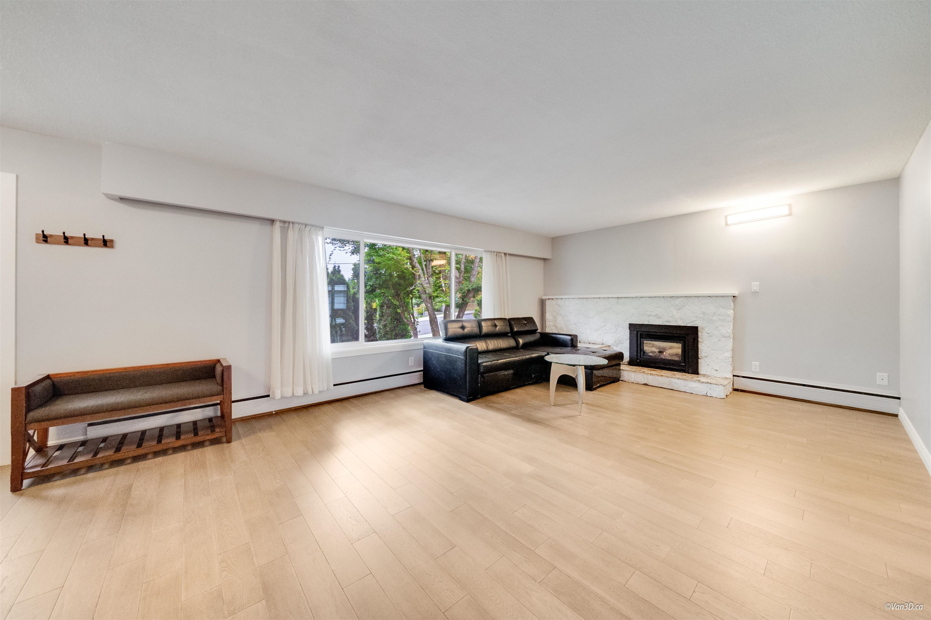 Additional image 4 of 4366 Gilpin Crescent, Burnaby, BC, V5G 2K4