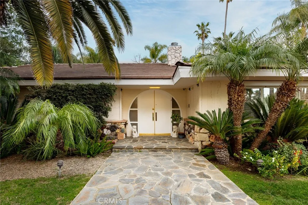 Additional image 86 of 22723 Erwin St, Woodland Hills, CA 91367