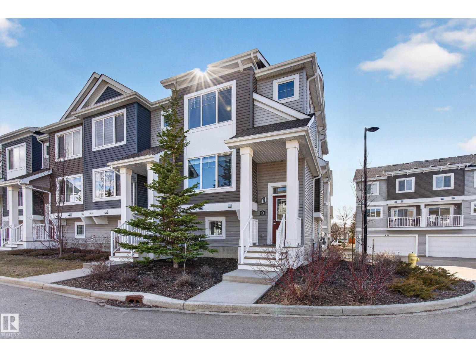 33-4205 30 Street NW, Edmonton, AB, T6H5S9