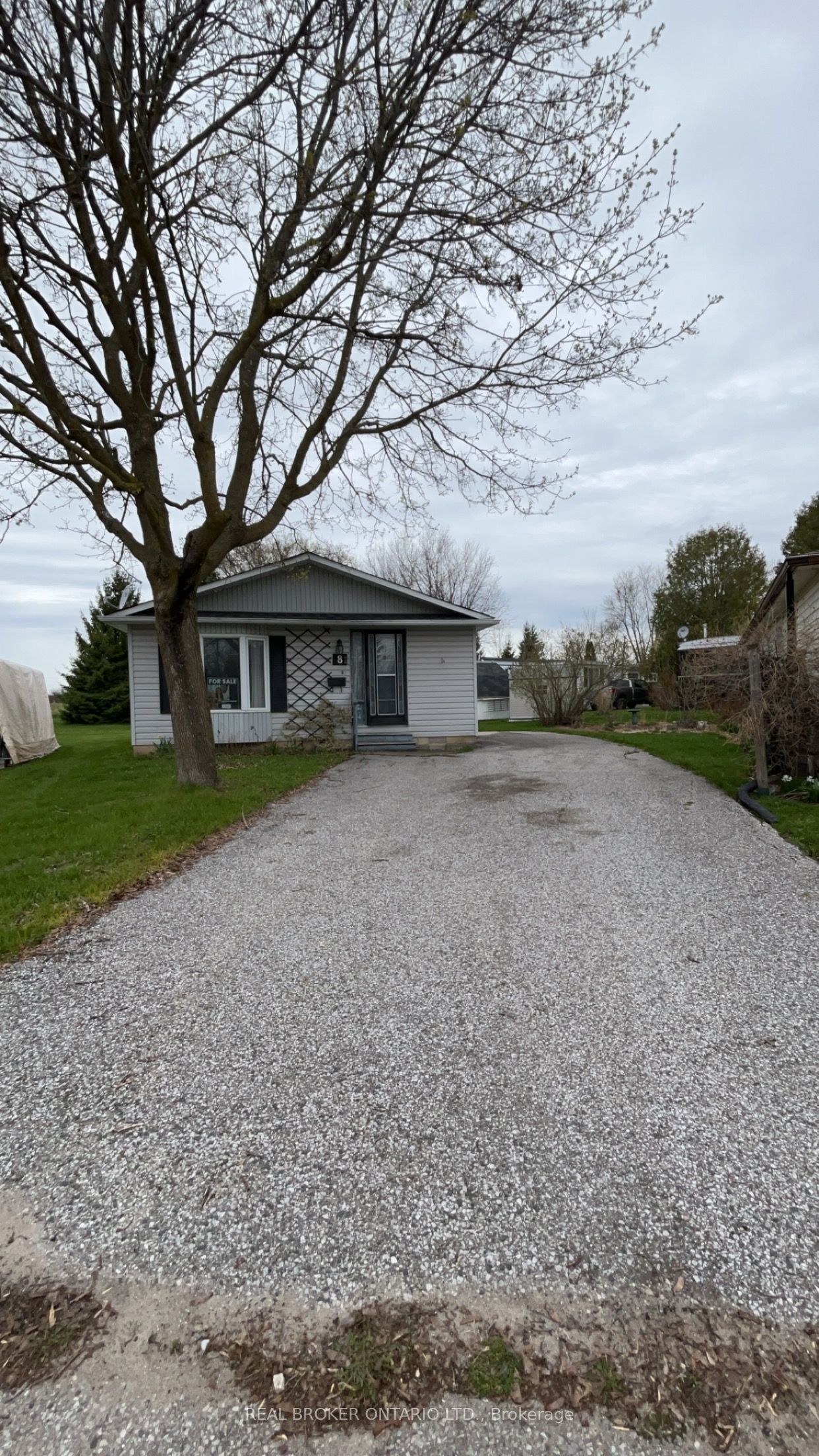 8 Maple Leaf Terrace, Innisfil, ON, L0L 1L0