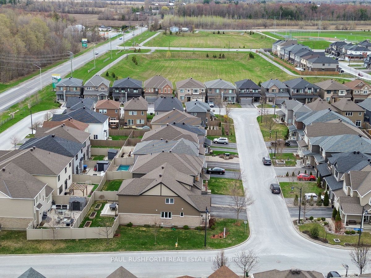Additional image 3 of 101 Red Rock Lane, Ottawa, ON, K2J 6H2