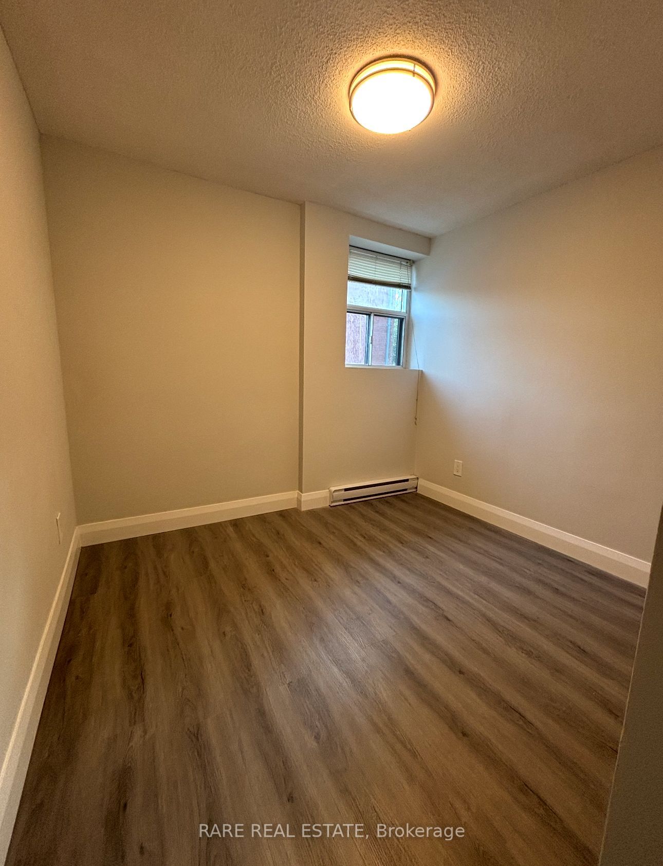 Additional image 6 of 4-99 Bellevue Avenue, Toronto, ON, M5T 2N8