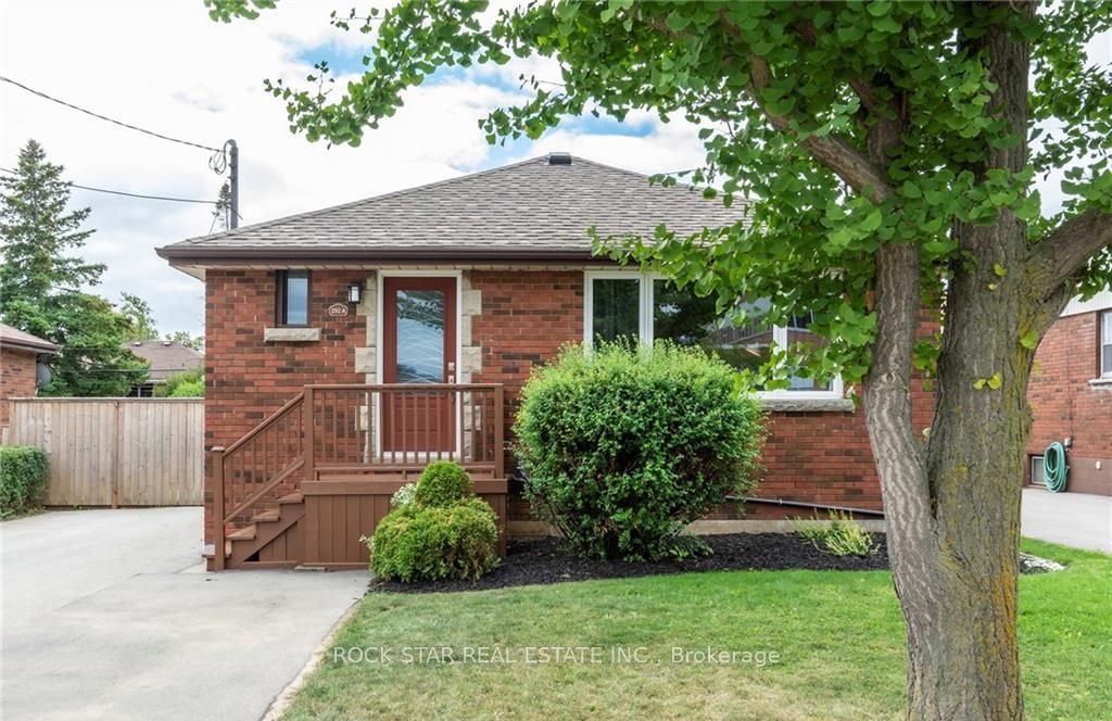 292 South Bend Road E, Hamilton, ON, L9A 2C5