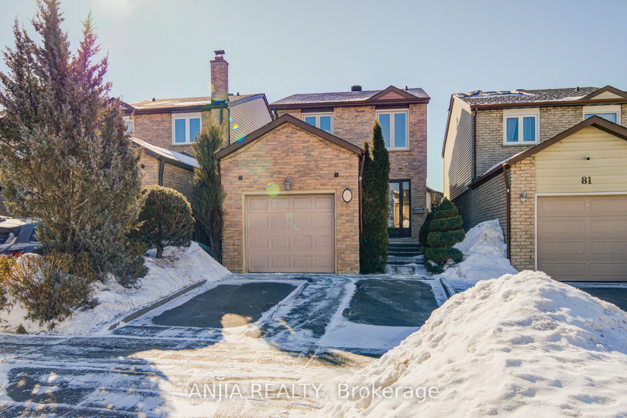 83 Mcclintock Crescent, Vaughan, ON, L4J 2S8