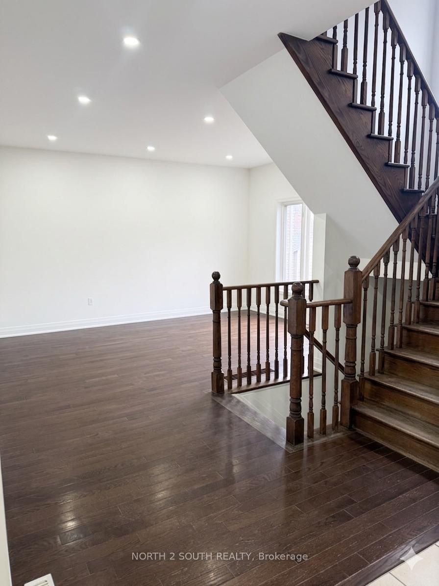 Additional image 4 of Upper-2271 Whitewood Crescent, Innisfil, ON, L9S 2B1