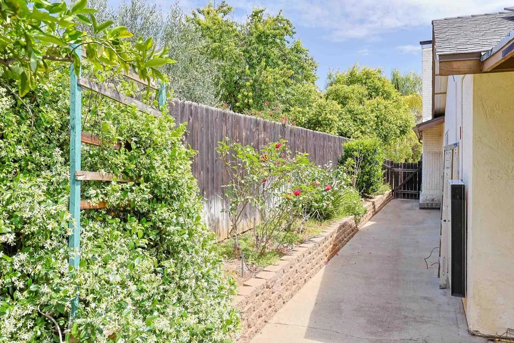 Additional image 66 of 1127 Paula Way, Escondido, CA 92027