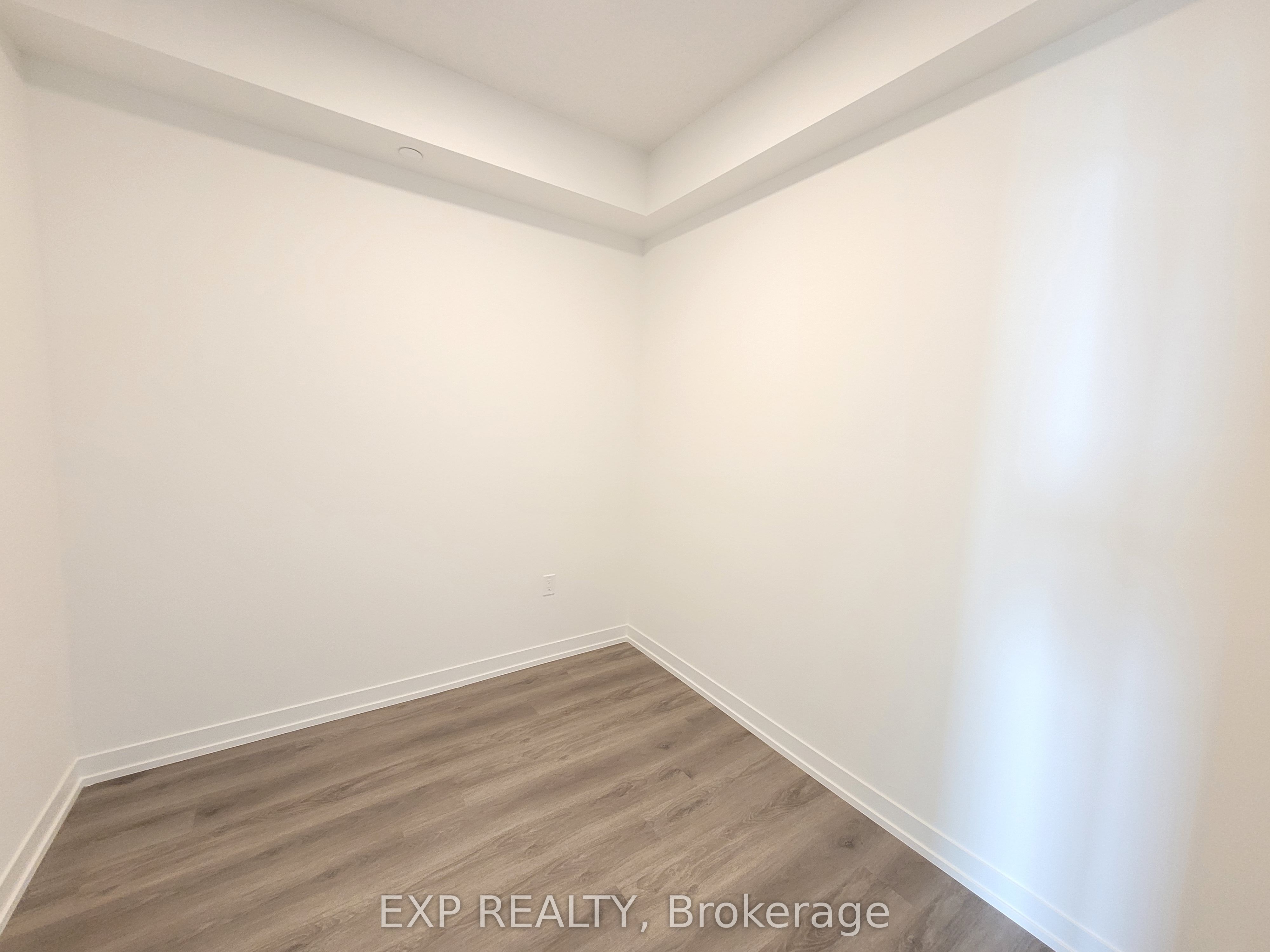 Additional image 3 of 1005-225 Commerce Street, Vaughan, ON, L4K 5Z7