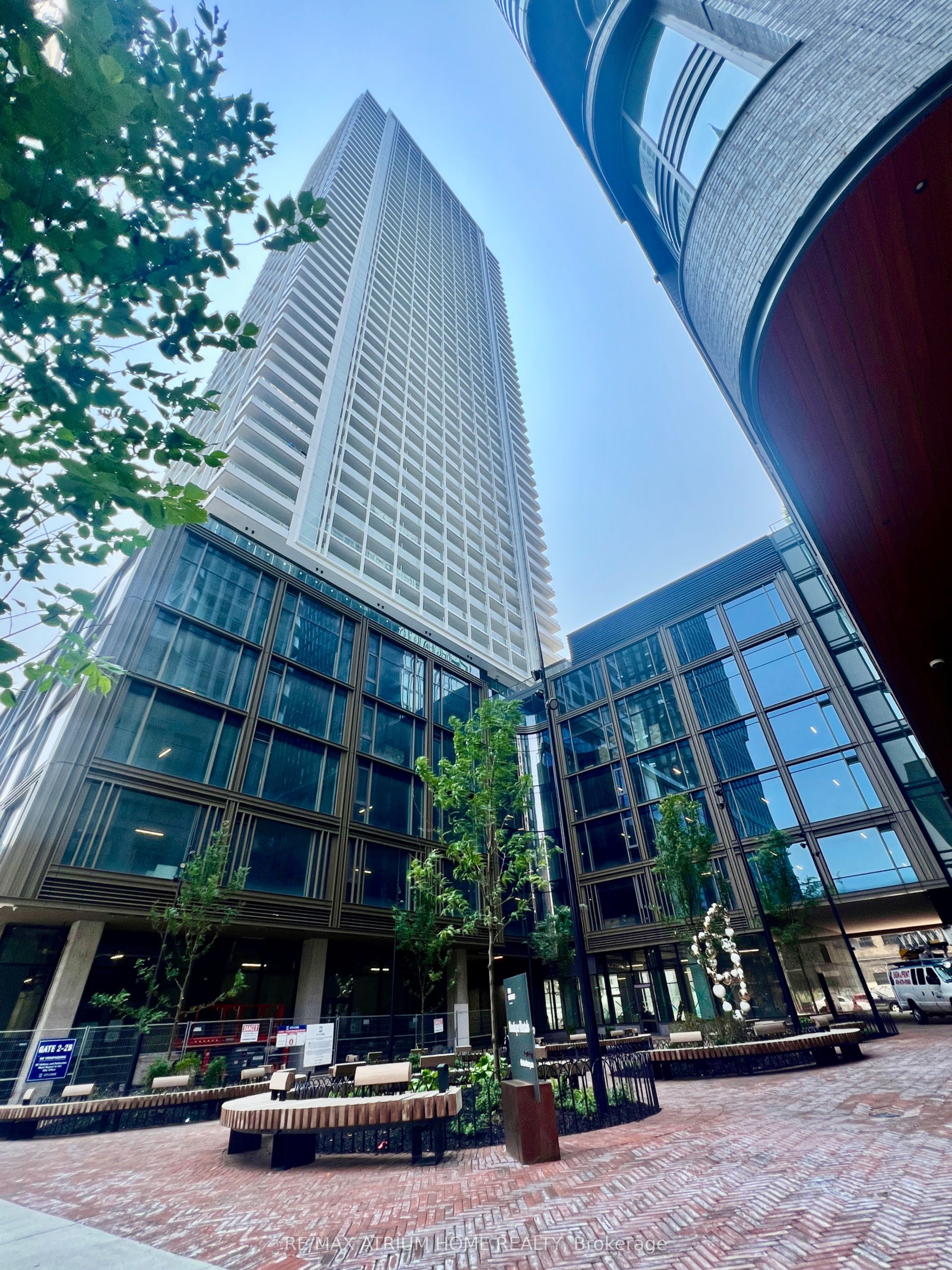 4705-88 Queen Street E, Toronto, ON, M5C 0B6