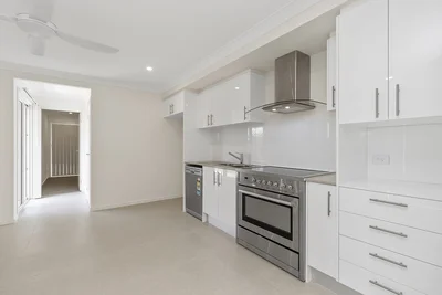 Additional image 31 of Donnybrook VIC 3064