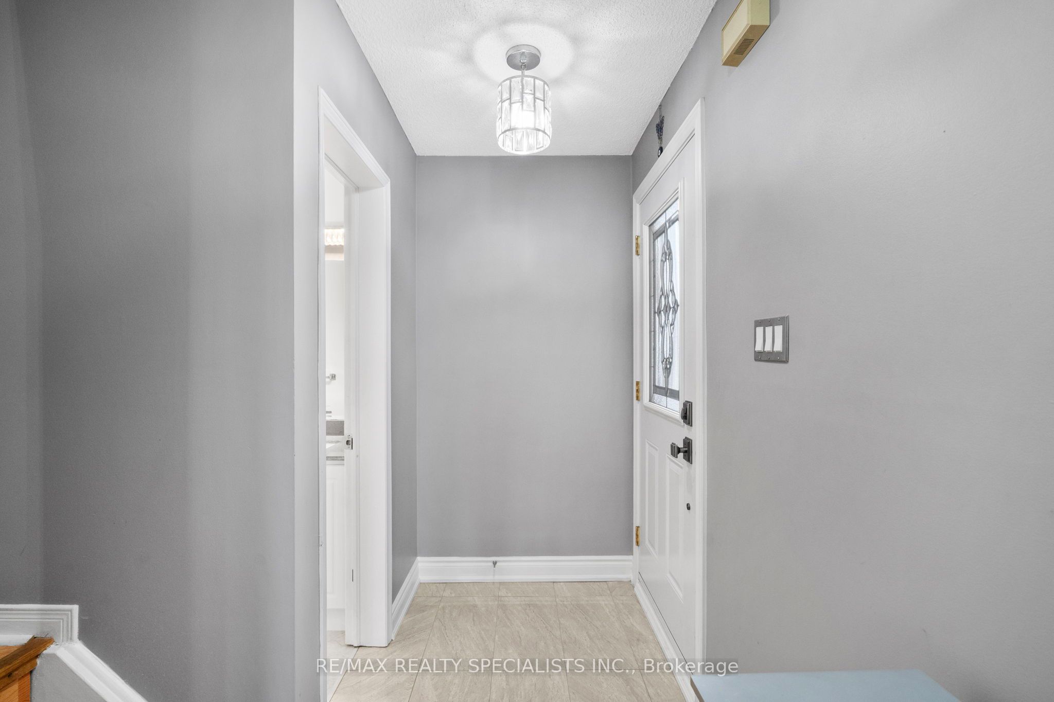 Additional image 4 of 121 Tulip Drive, Brampton, ON, L6Y 3X6