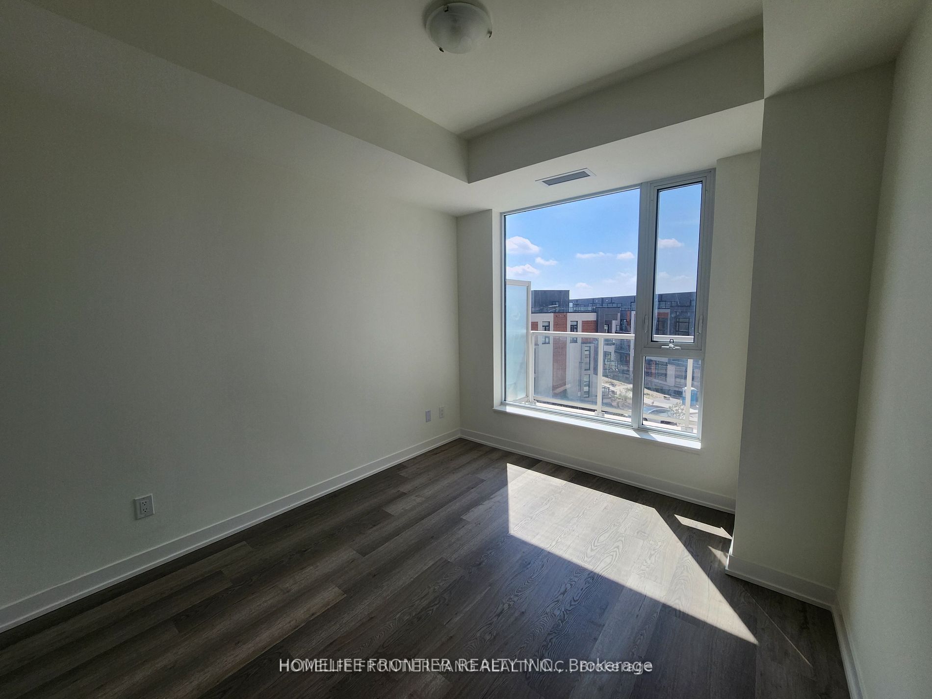 Additional image 6 of 417-6 David Eyer Road, Richmond Hill, ON, L4S 1M4