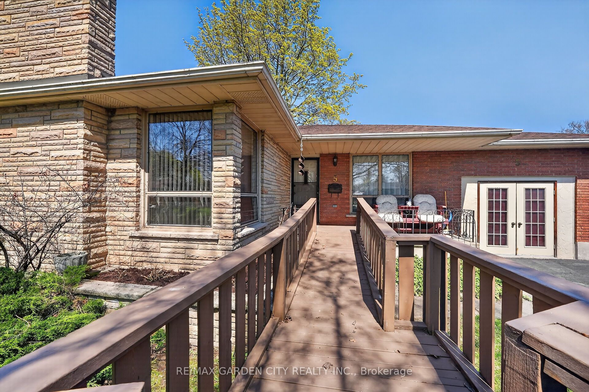 Additional image 3 of 5 Lockview Crescent, St. Catharines, ON, L2M 2T2
