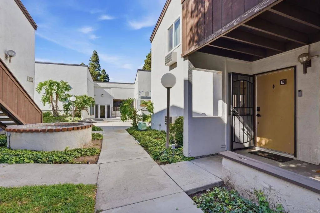 1385 Caminito Gabaldon Unit E, San Diego, CA 92108