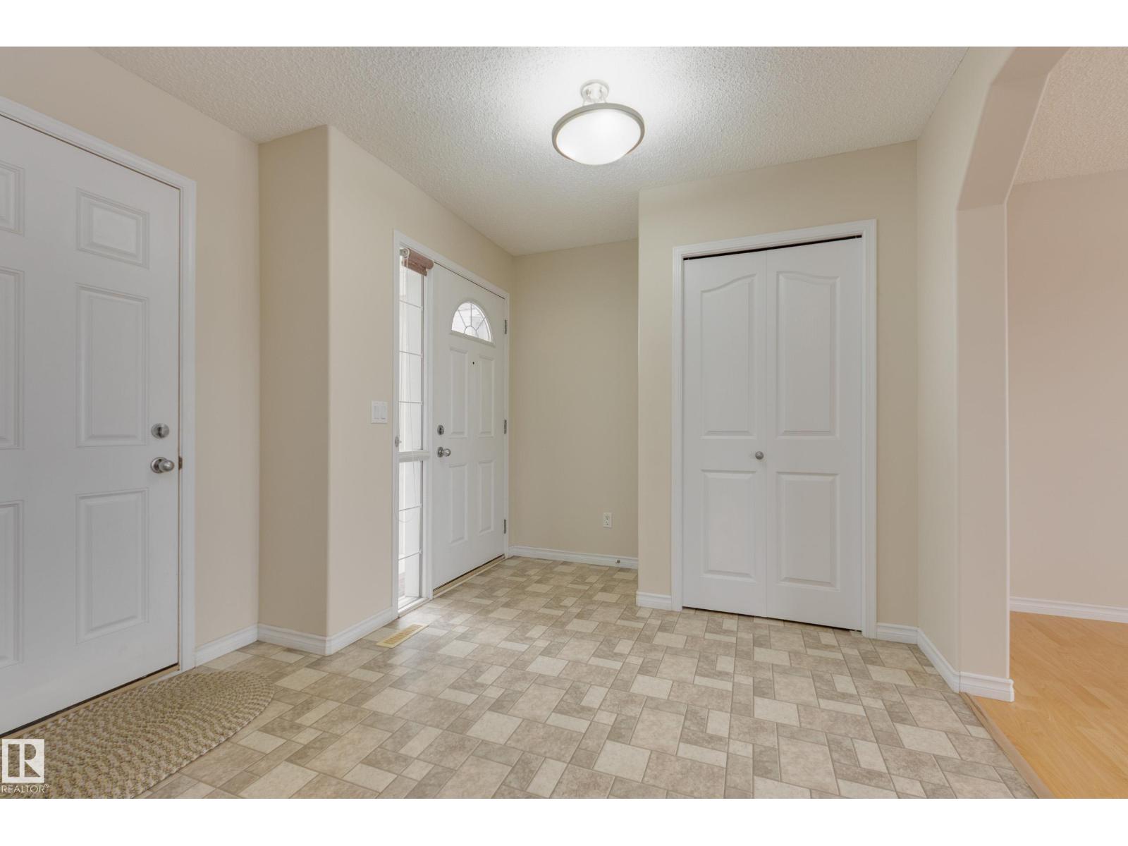 Additional image 2 of 16522 56 Street NW, Edmonton, AB, T5Y3M7