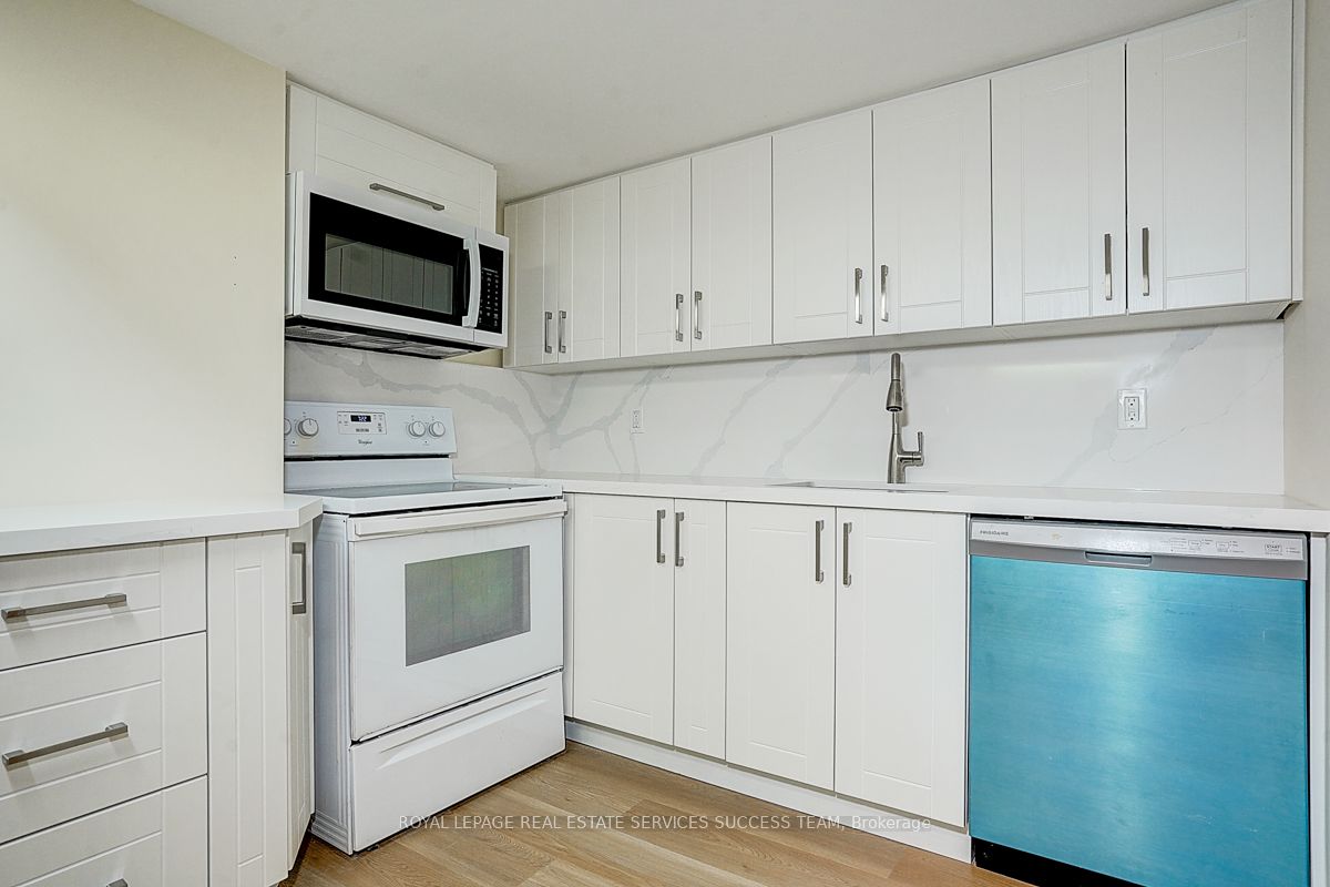 Additional image 5 of Bestment-20 Chest Hill Road, Toronto, ON, M4K 1X3