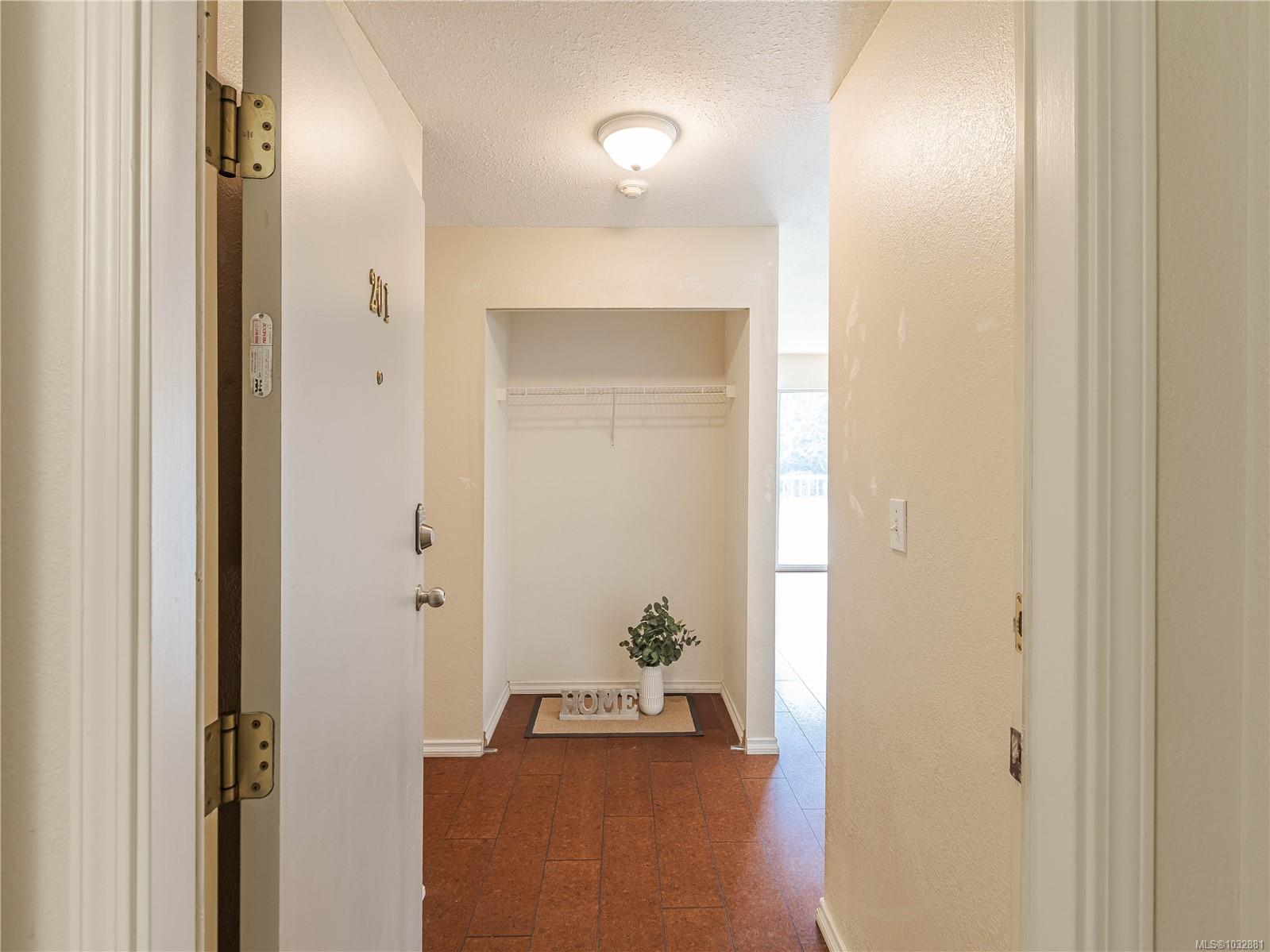 Additional image 6 of 201-1050 Braidwood Road, Courtenay, BC, V9N 3R9