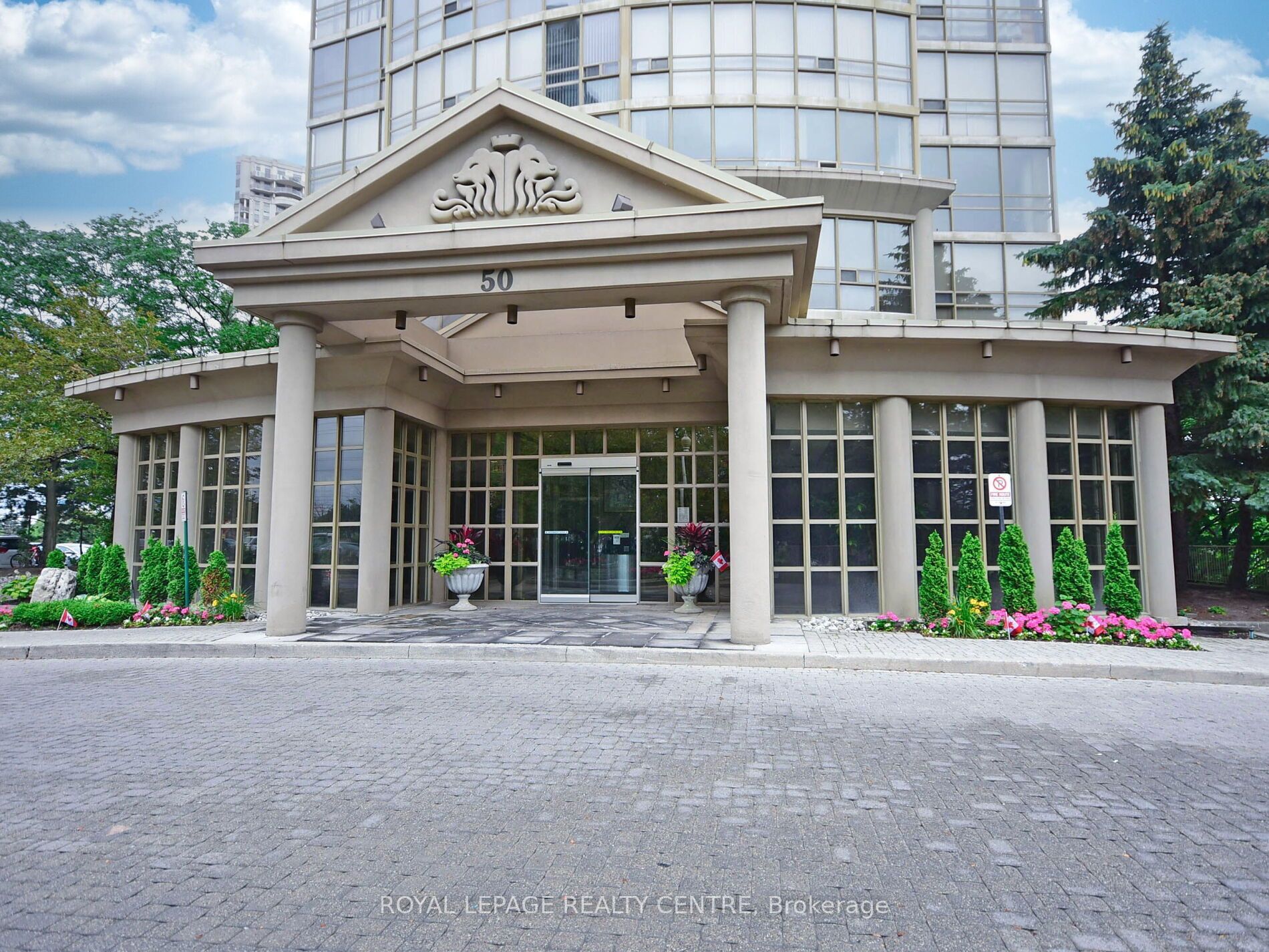 Additional image 2 of 601-50 Eglinton Avenue W, Mississauga, ON, L5R 3P5