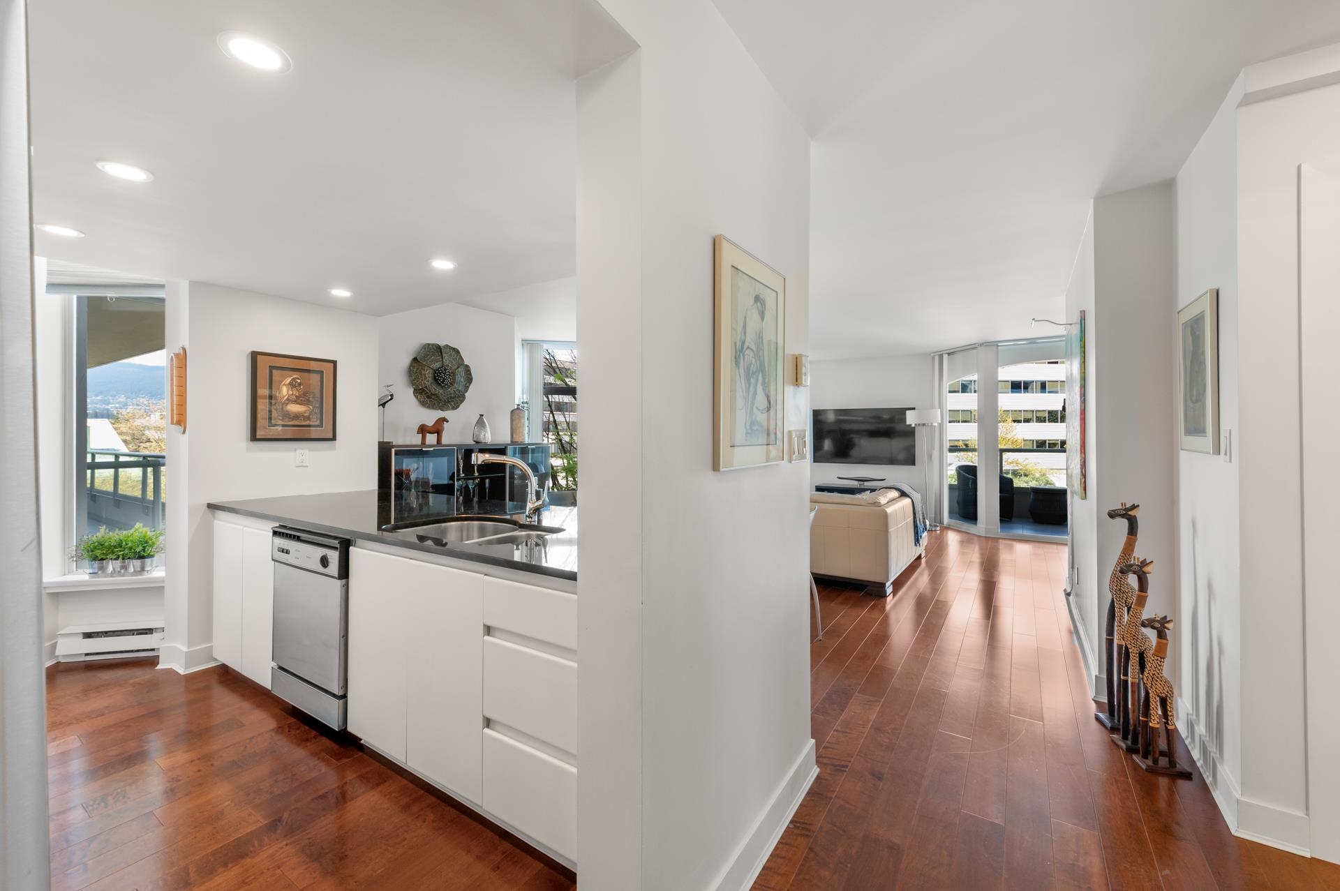 302-168 Chadwick Court, North Vancouver, BC, V7M 3L4