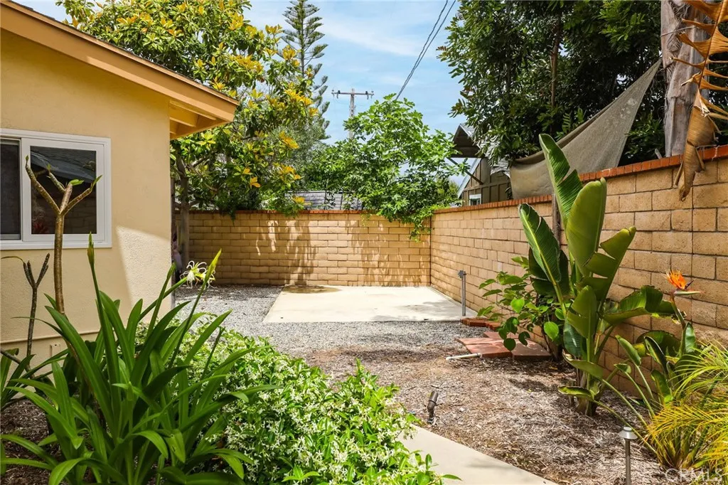 Additional image 52 of 2284 Redlands Dr, Newport Beach, CA 92660