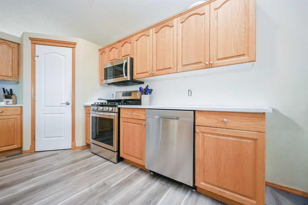 Additional image 6 of 11829 89b Street, Grande Prairie, AB, T8X 1M1
