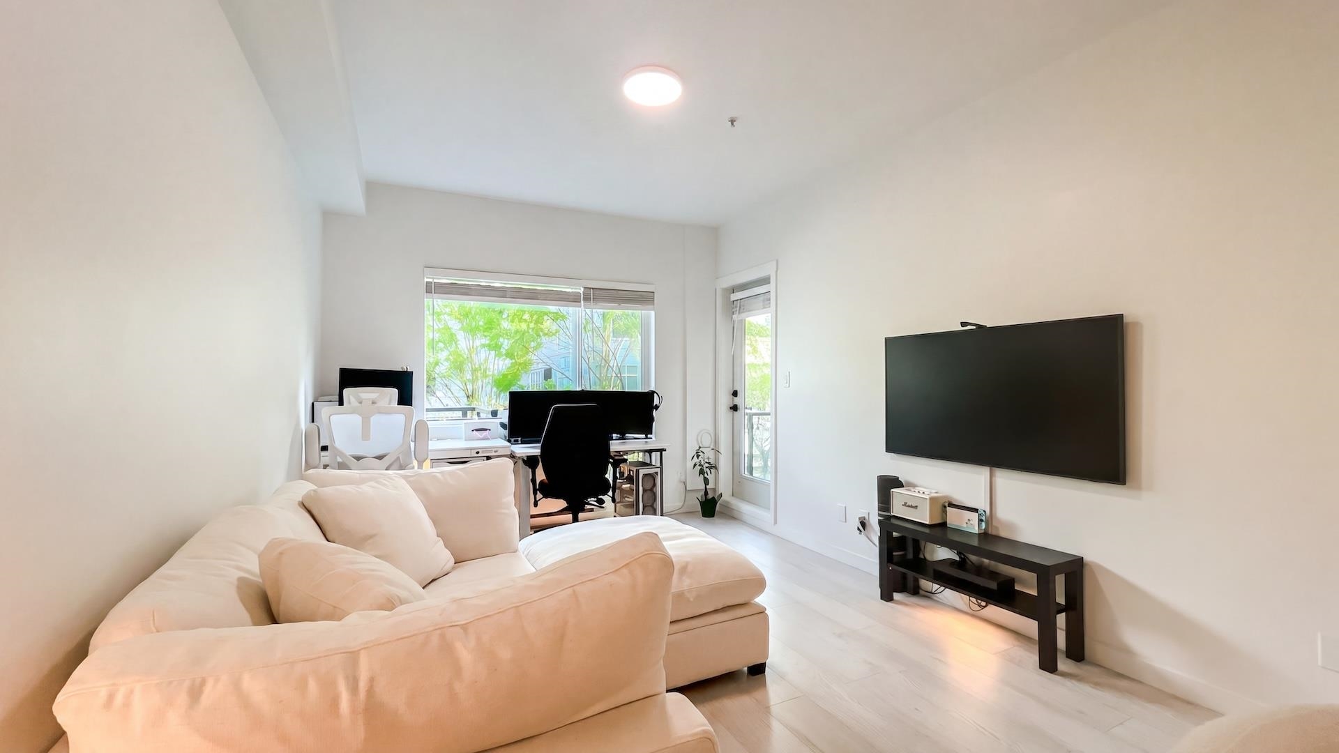 Additional image 4 of 215-13733 107a Avenue, Surrey, BC, V3T 0B7