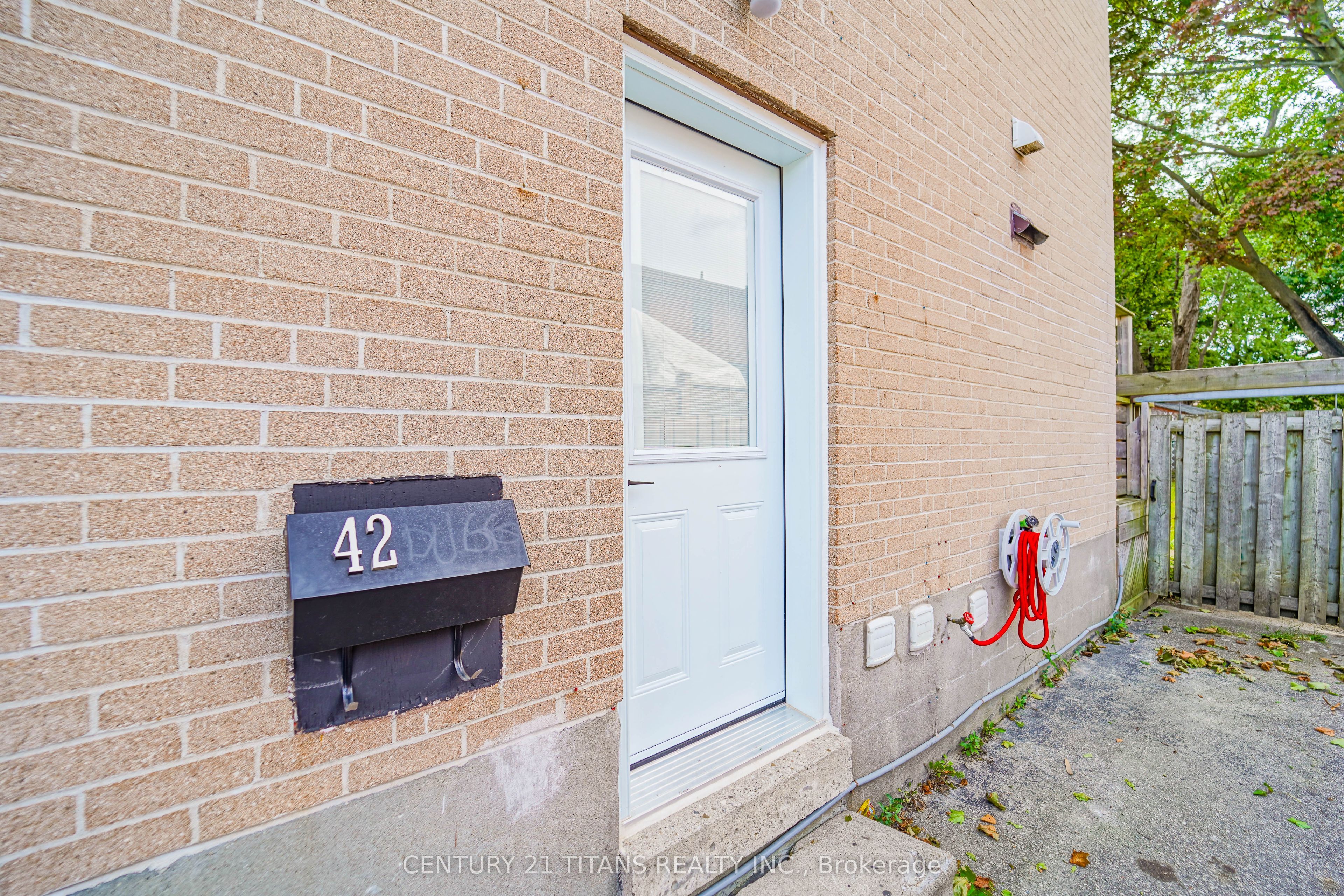 Additional image 4 of 42 Pixley Crescent, Toronto, ON, M1E 3G6