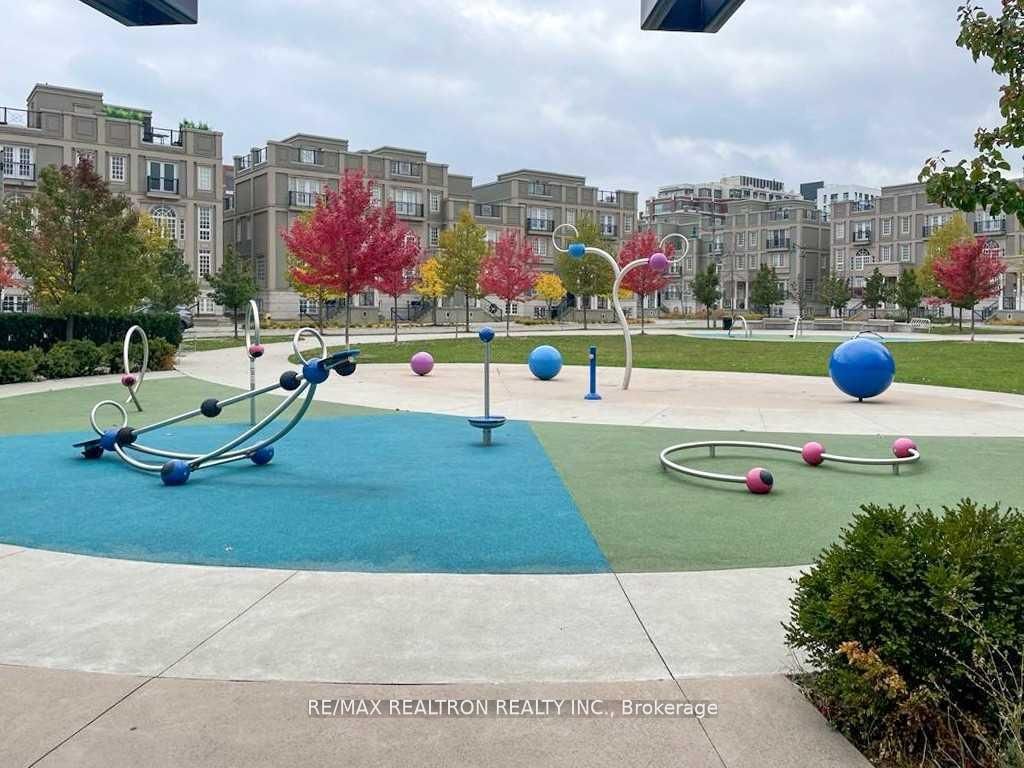 Additional image 4 of 701-111 Upper Duke Crescent, Markham, ON, L6G 0C8