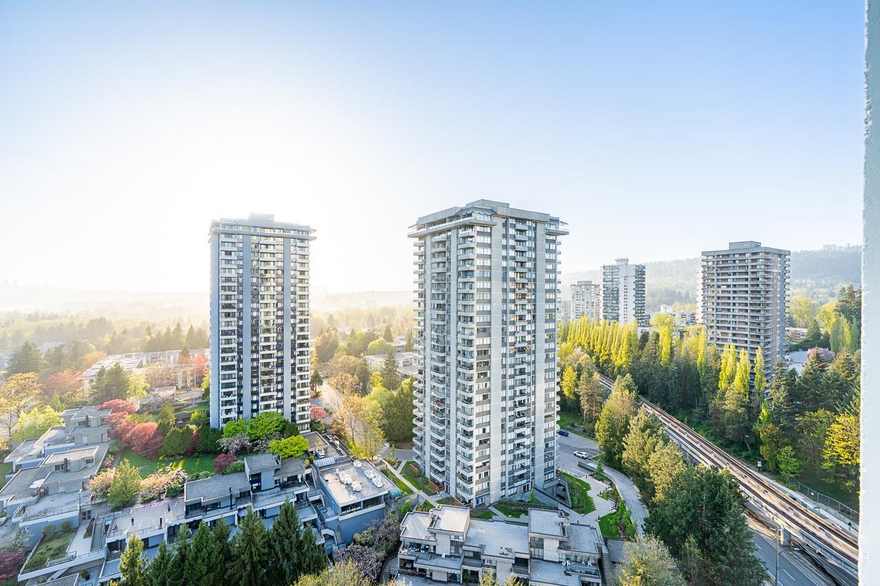 Additional image 2 of 2101-9521 Cardston Court, Burnaby, BC, V3N 4R8
