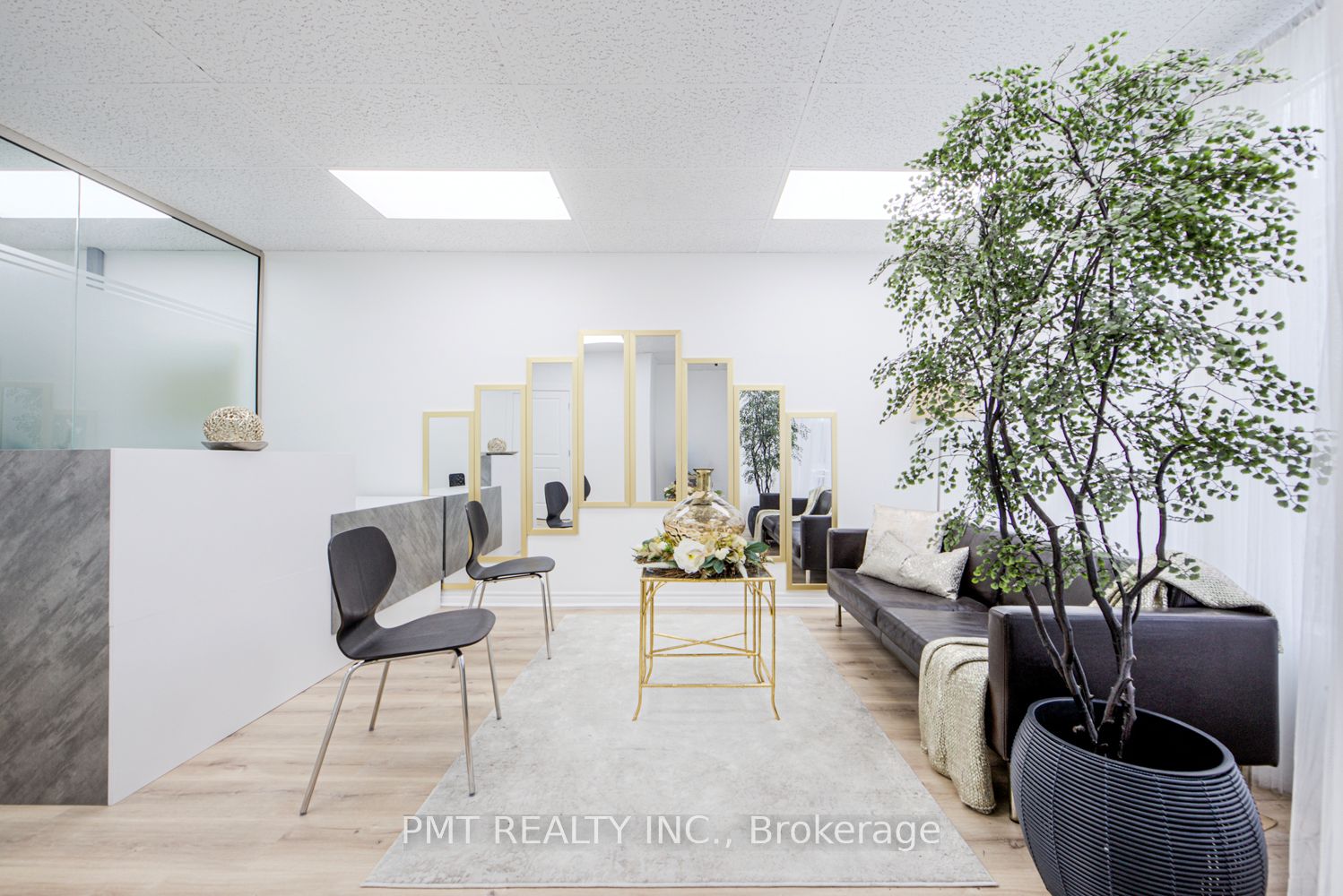 Additional image 3 of 1092 Bathurst Street, Toronto, ON, M5R 3G9