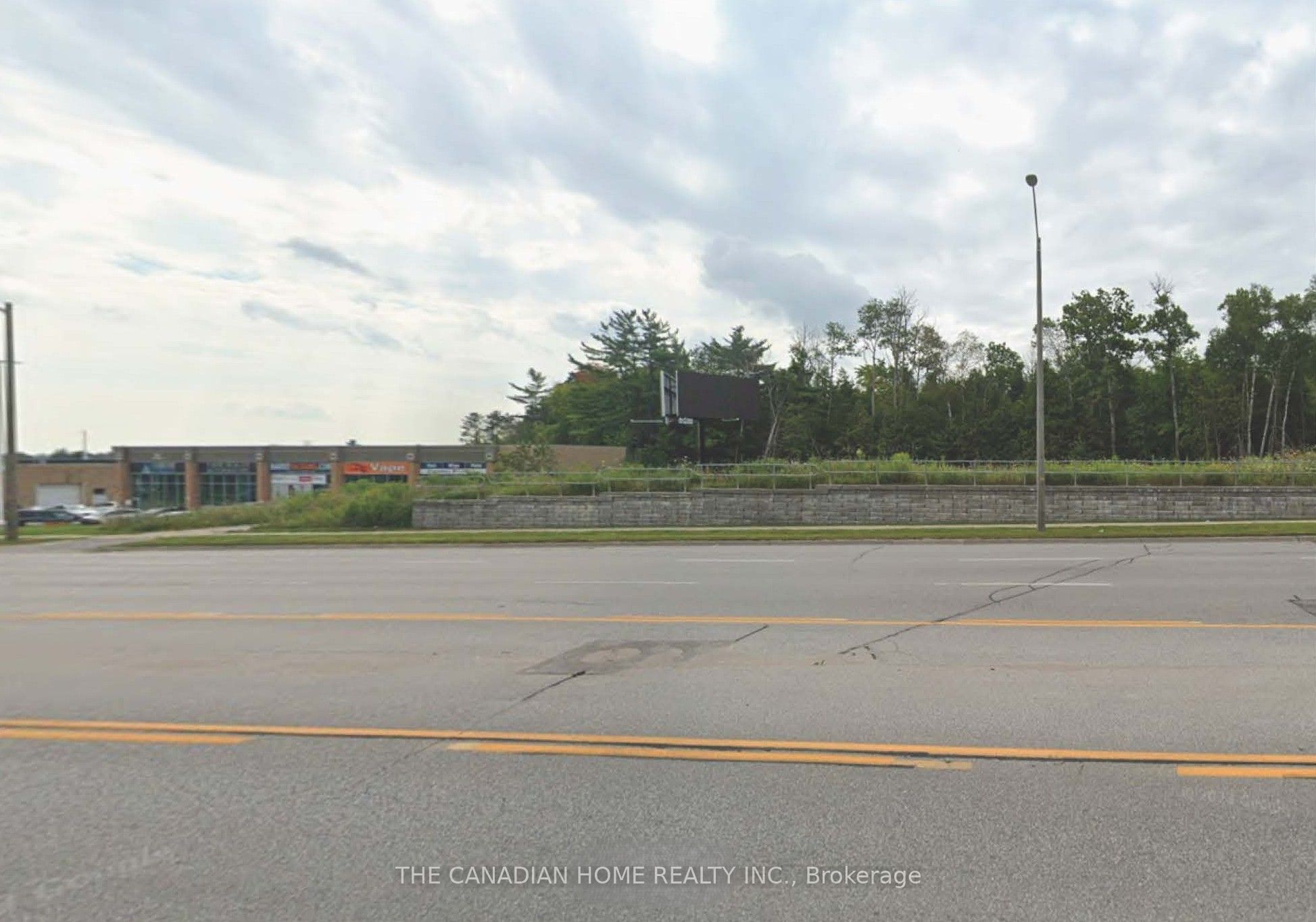 Additional image 3 of 207 Mapleview Drive E, Barrie, ON, L4N 9E8