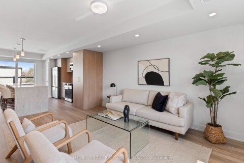 Additional image 7 of Unit 4-15 Acorn Avenue, Toronto, ON, M9B 3P7