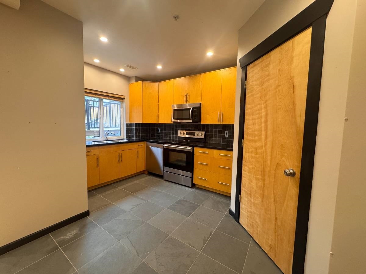 Additional image 3 of Suite-22831 Foreman Dr , Maple Ridge, BC, V4R 2X3