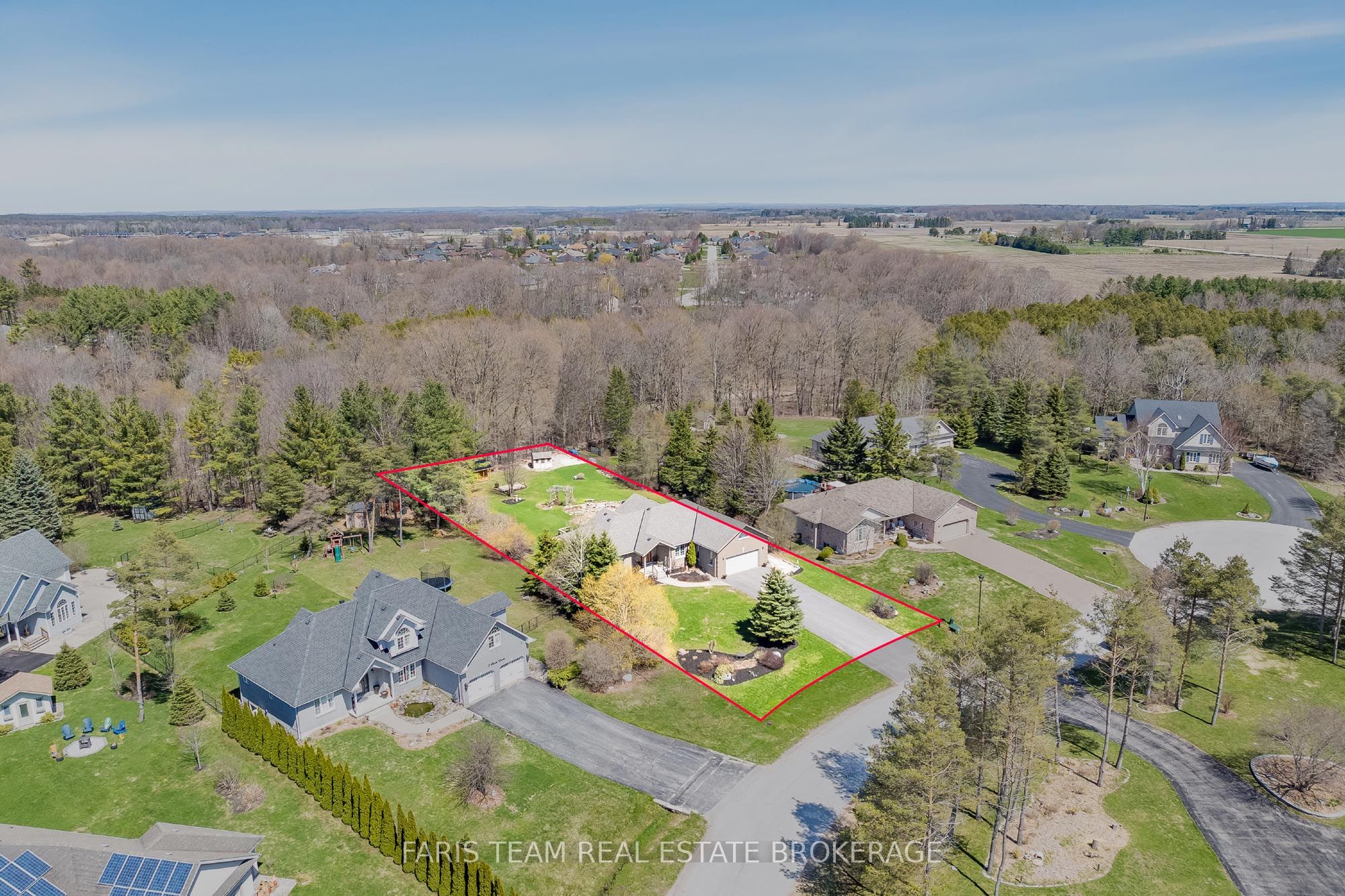 Additional image 2 of 5 Blake Court, Wasaga Beach, ON, L9Z 1R8
