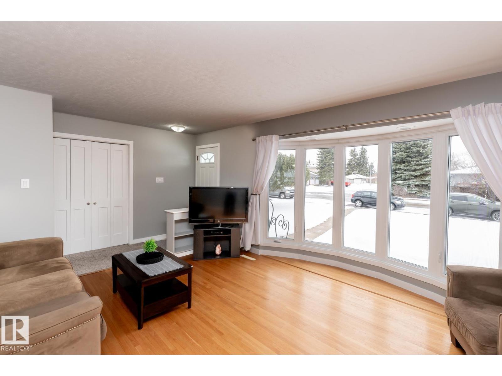 Additional image 2 of 13503 111 Street NW, Edmonton, AB, T5E4Z7