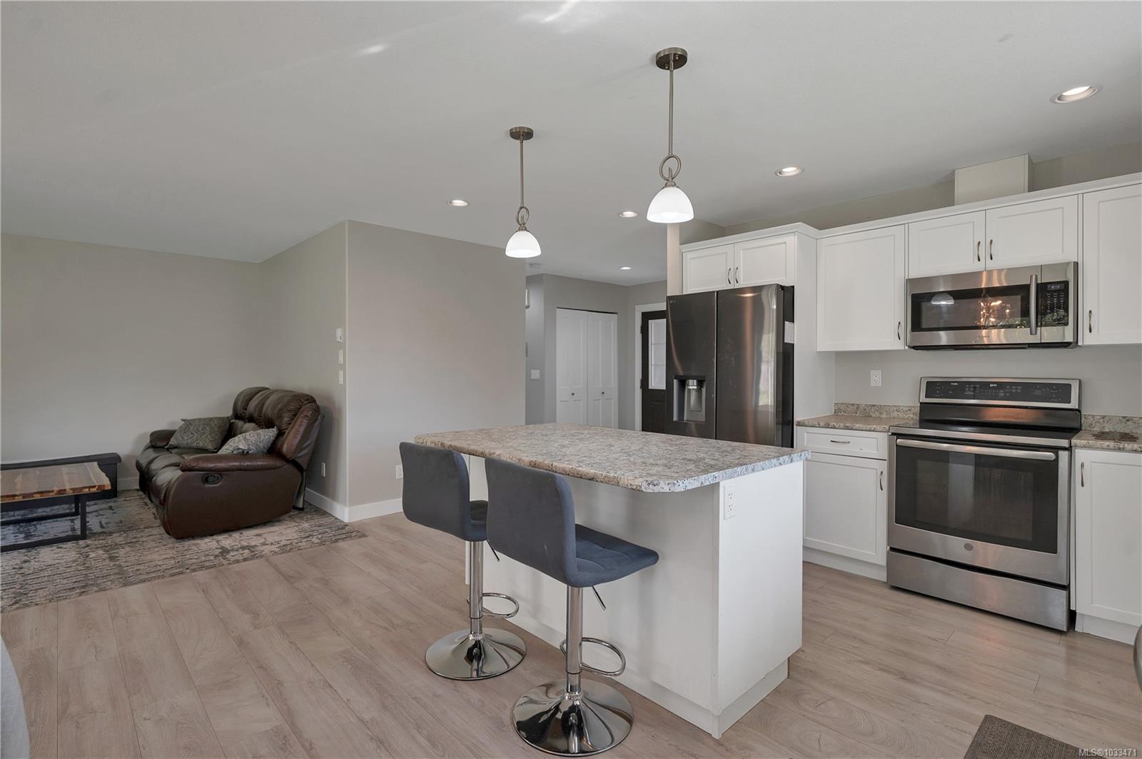 3965 Leeming Road, Campbell River, BC, V9H 1H2 photo 3