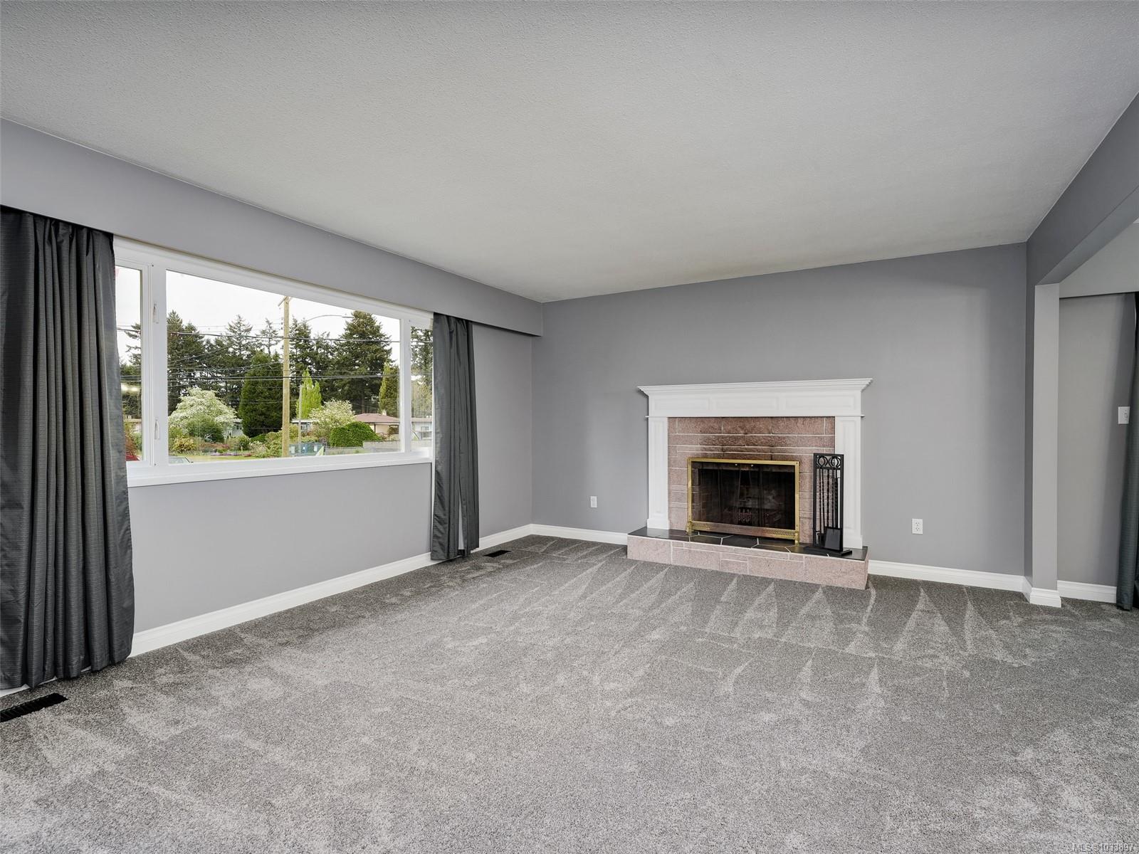 817 Wren Place, Langford, BC, V9B 3B7 photo 2