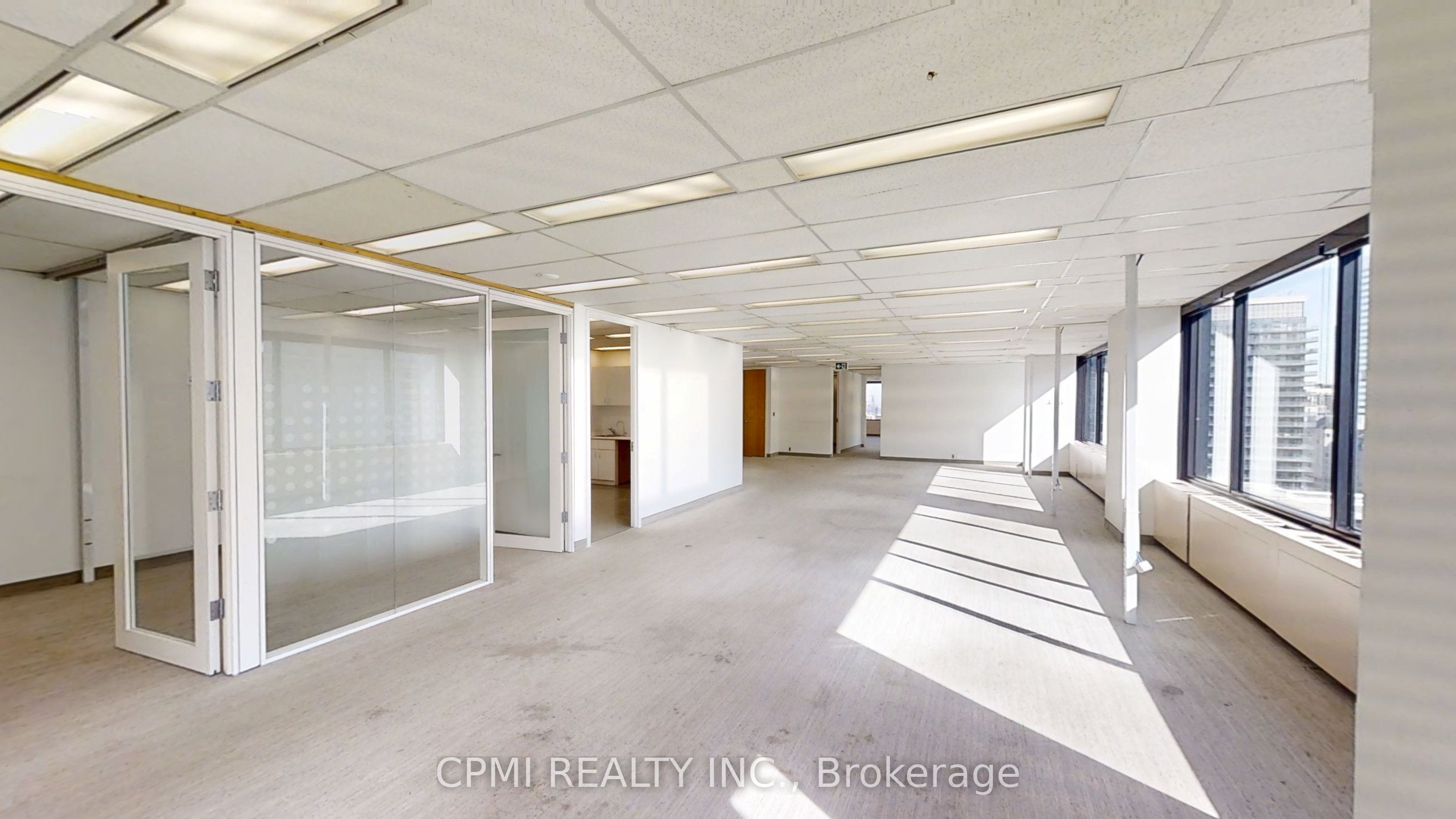 Additional image 2 of 1700-180 Dundas Street, Toronto, ON, M5G 1Z8