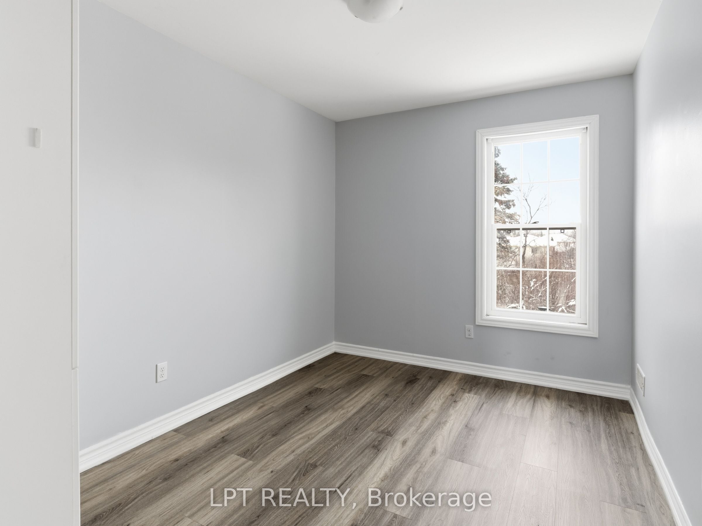 Additional image 4 of 4-244 Penetanguishene Road, Barrie, ON, L4M 7C2